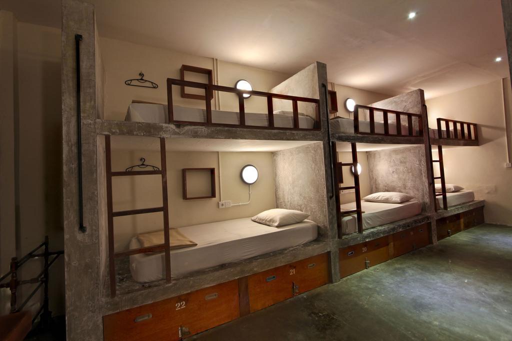Kayun Hostel Legian Szoba fotó