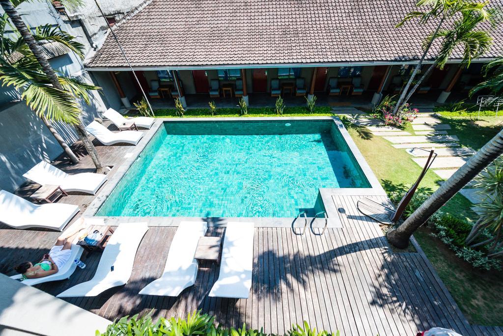 Kayun Hostel Legian Szoba fotó