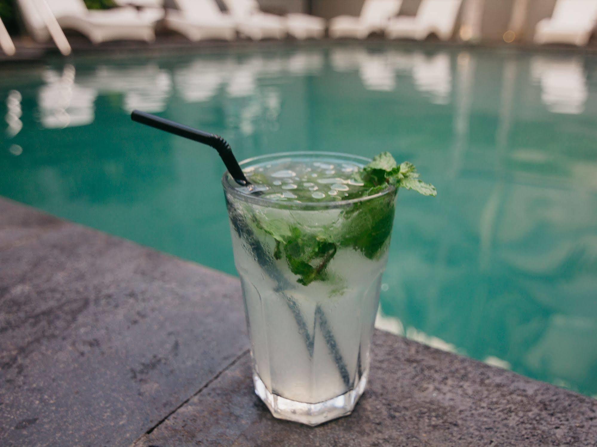 Kayun Hostel Legian Kültér fotó