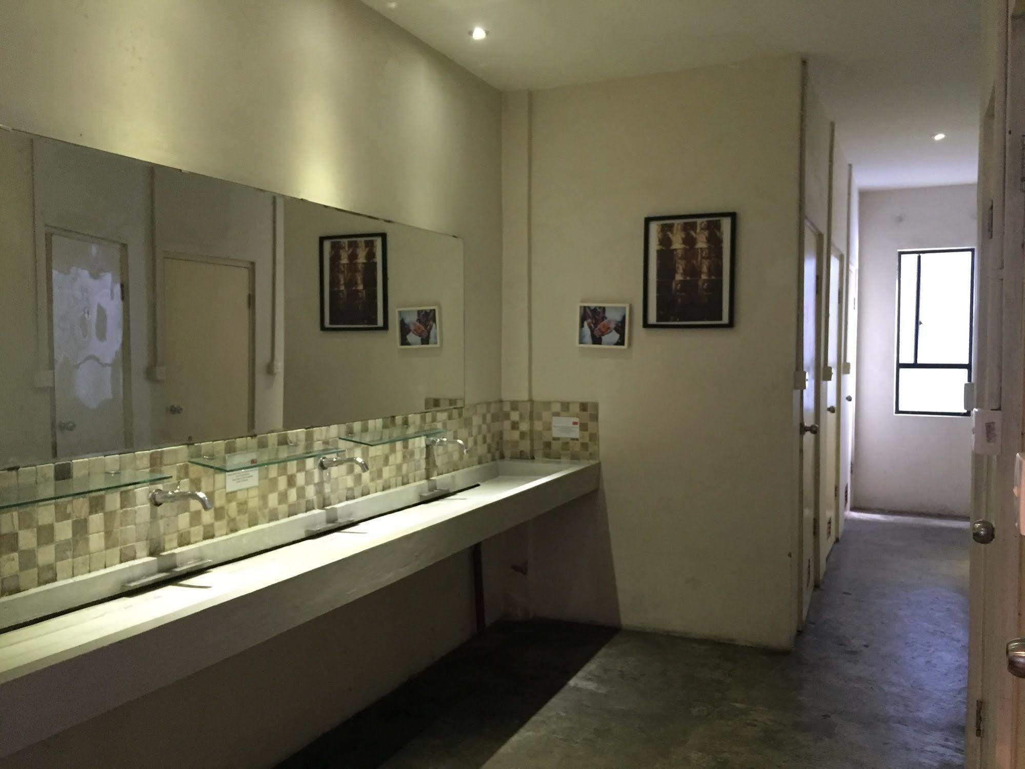 Kayun Hostel Legian Kültér fotó