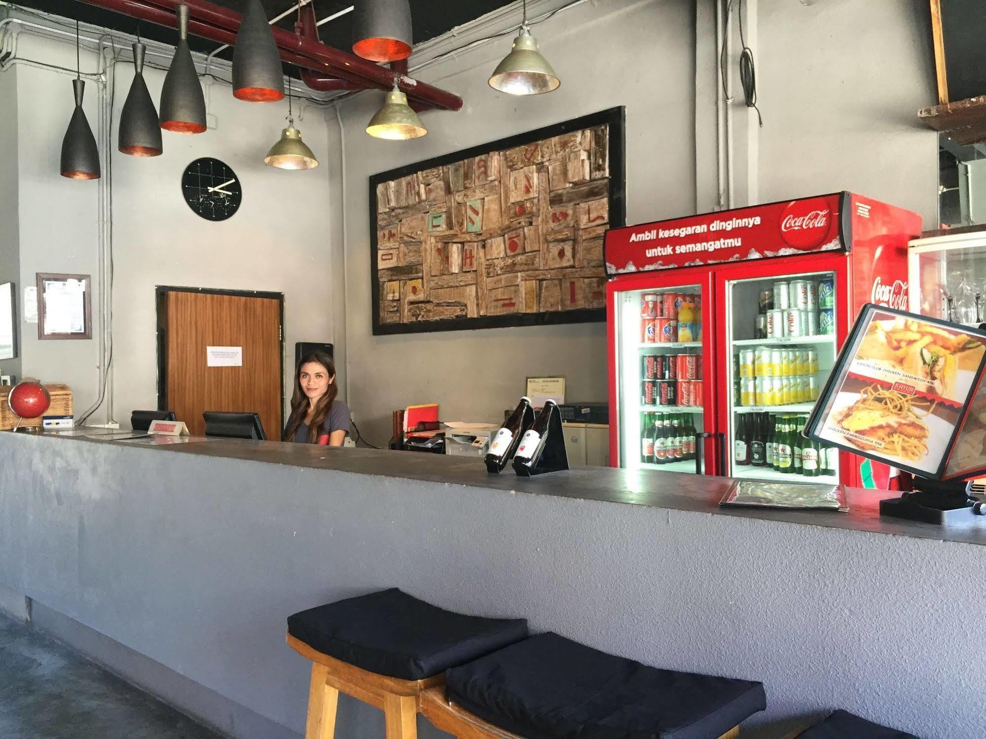 Kayun Hostel Legian Kültér fotó